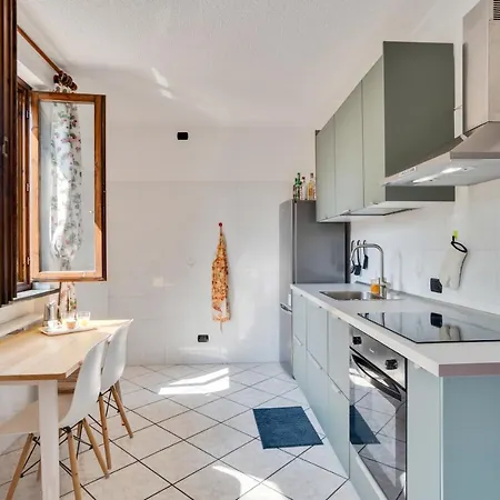 Sunny With Terrace! Close To Varenna! *