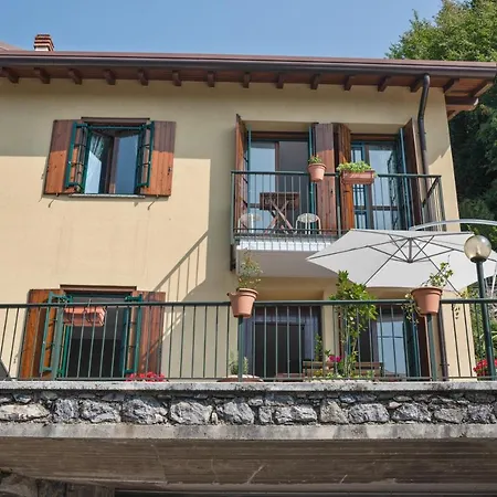 Sunny With Terrace! Close To Varenna! Daire Perledo
